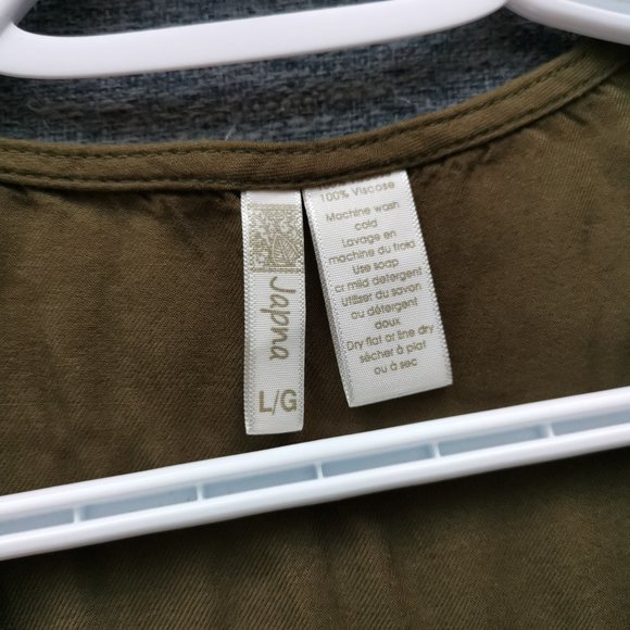 Japna Women's Olive Green Button Up Shirt- Size Large - Picture 3 of 3